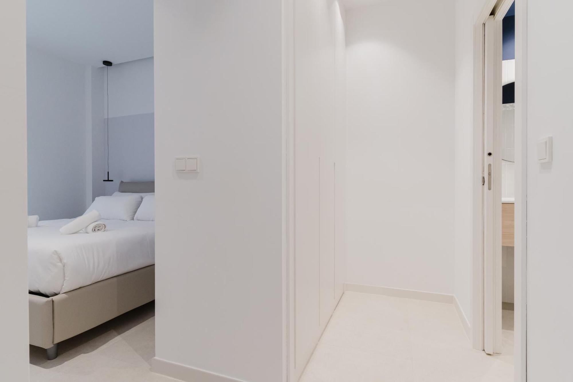 Canillas Apartments 2 *